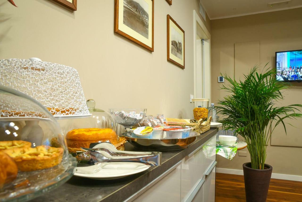B&B H68 Alassio Eksteriør bilde