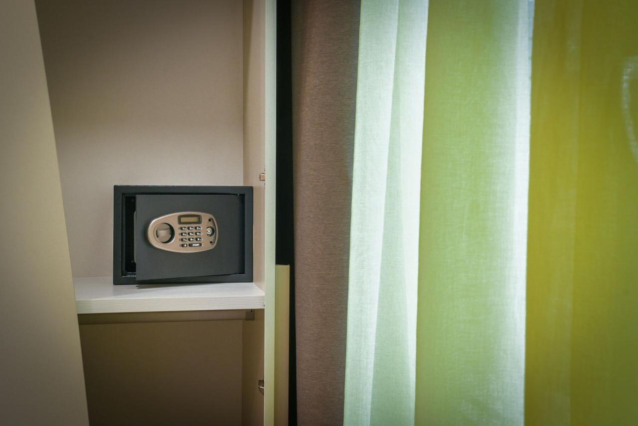 B&B H68 Alassio Eksteriør bilde